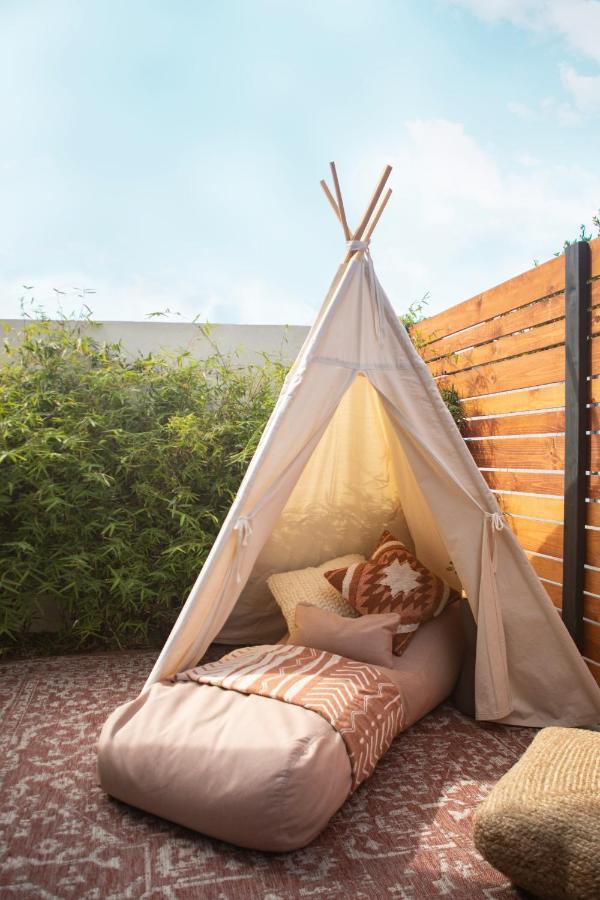 Хостел Haven Coliving Лос-Анджелес Экстерьер фото